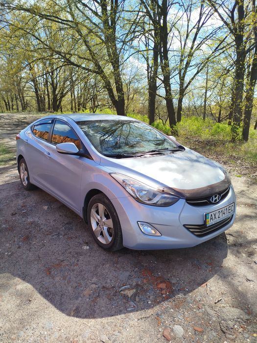Продам Хундай- Елантра 1.8 автомат