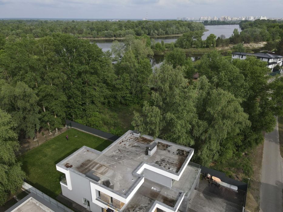 Оренда будинку на першій лінії Десни , Осещина