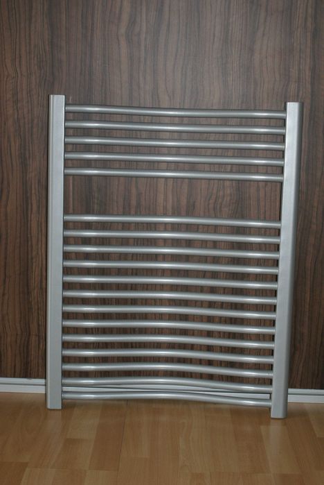 Grzejnik łazienkowy nowy.Malowany proszkowo