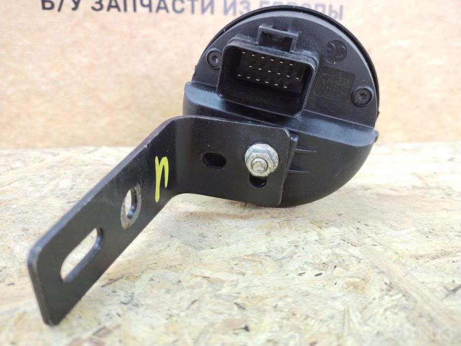 Toyota Urban Cruiser 2007-2016 Сигнал звуковой клаксон гудок