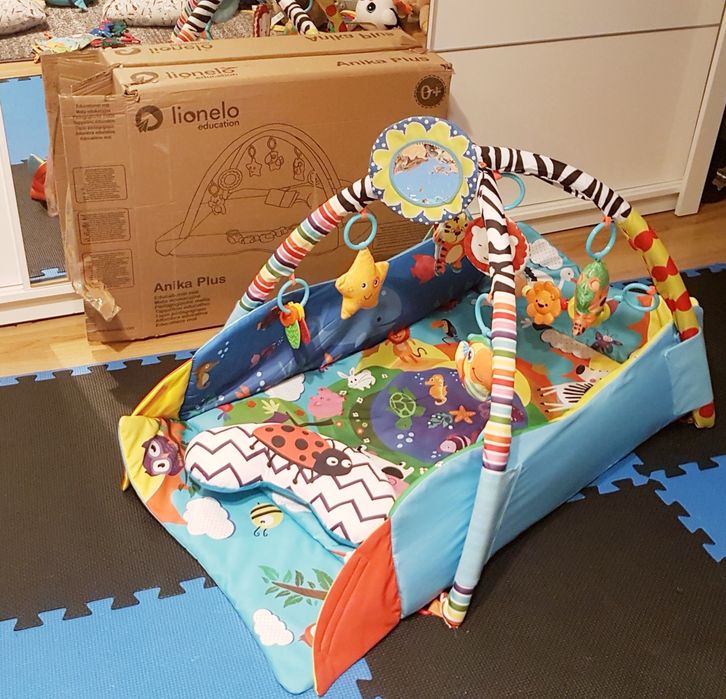 Duża mata edukacyjna czy dla dzieci interaktywna funkcja kojca zabawki