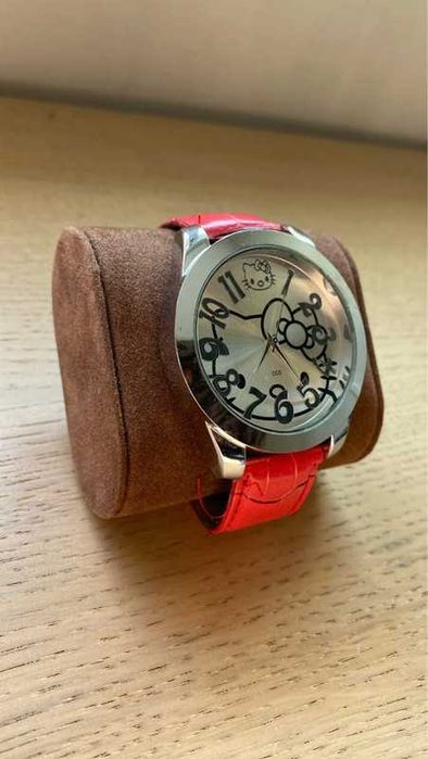 Relógio Hello Kitty bracelete vermelha