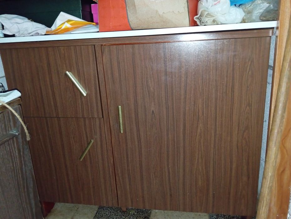 Mesa para máquina de costura