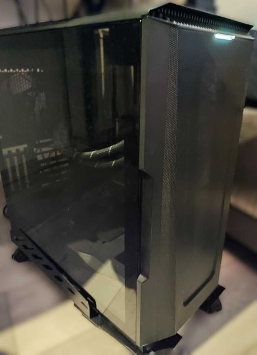 Komputer Stacjonarny  DOBRE PODZESPOŁY Karta Graficzna Zintegrowana !