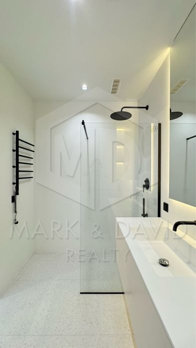 Позняки Харківський Дарницький дизайнерський ремонт ЖК Лебединий 45м2