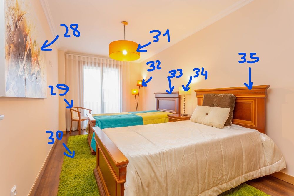 Quartos: 2 camas + quarto casal (cama/mesas) | venda rápida