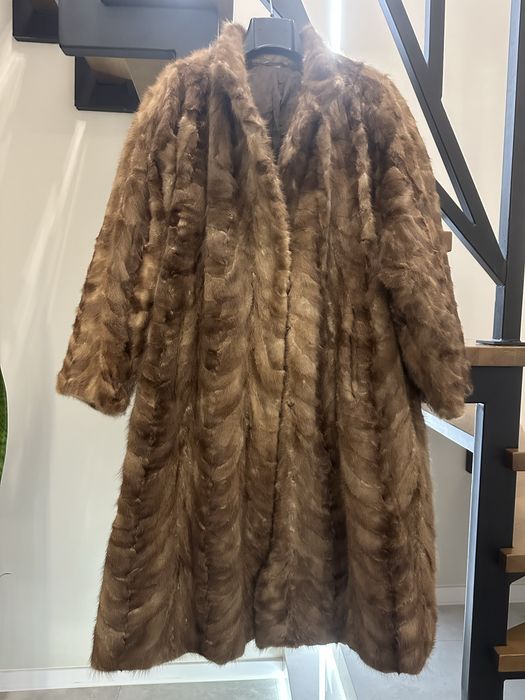 Вінтажні норкові шуби