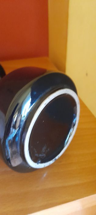 Czarny wazon Bolesławiec lata 80