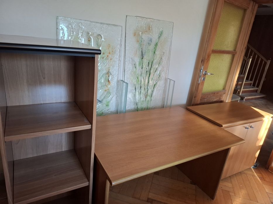 Półka na dokumenty słupek