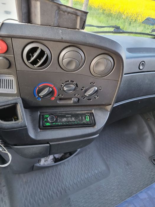 Iveco Daily  Iveco Daily Autolaweta - do porawek bacharskich, lakierniczych.