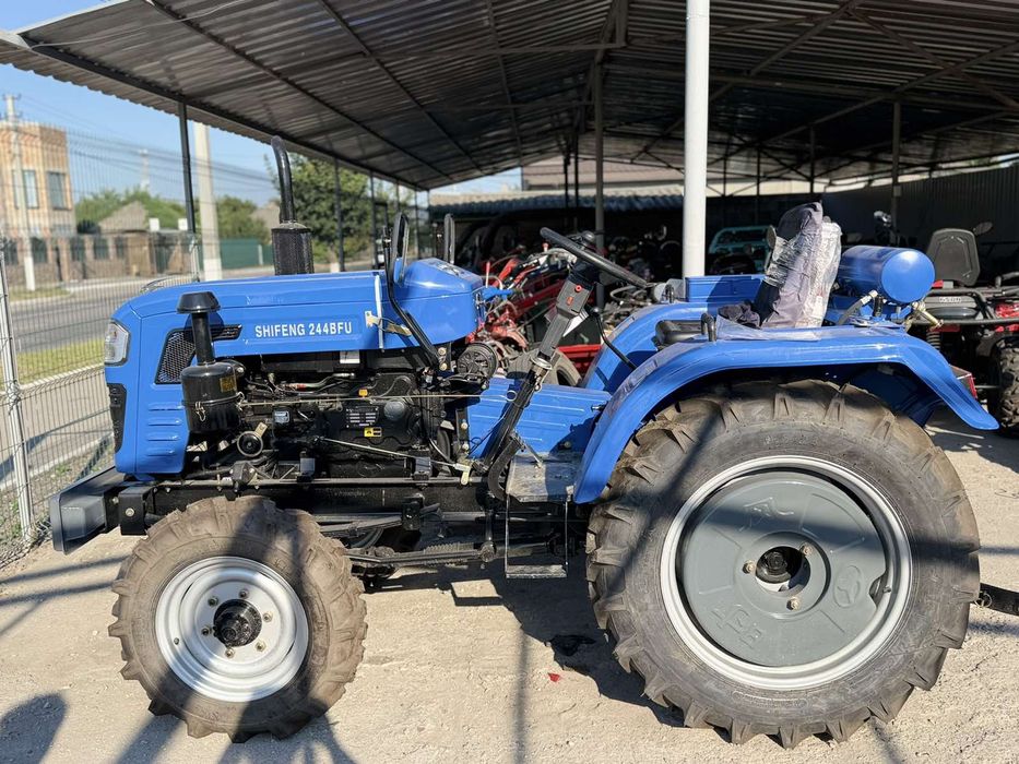 Трактор Shifeng 244BFU 24 к.с.