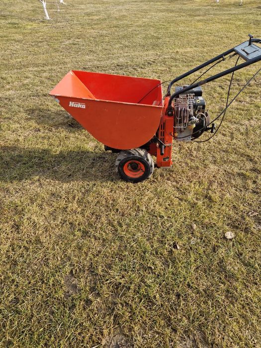 Taczka spalinowa Hako + zamiatarka