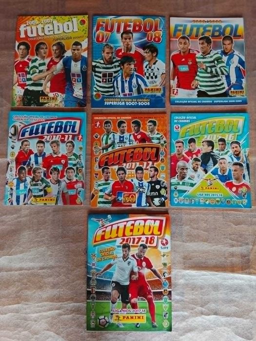 Cadernetas Novas Vazias de Futebol de Várias Épocas.