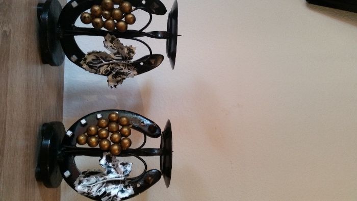 castiçais en ferro fojado tardiçao suiza cachos de uvas