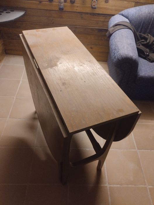 Venda de mesa de jantar ou cozinha