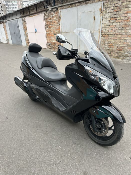 Suzuki skywave 250