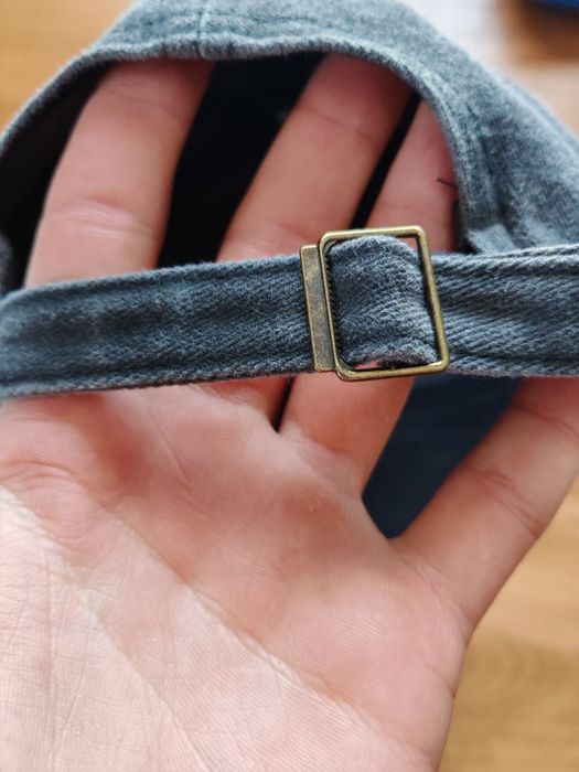 Кепка  з вишивкою гір у вінтажному стилі