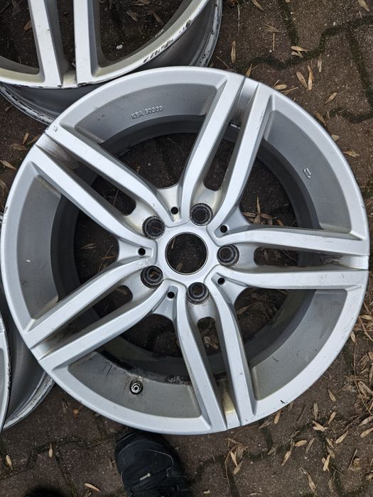 Felgi Aluminiowe 17" BMW2 Vw Golf Touran Audi A3 5x112 ET52