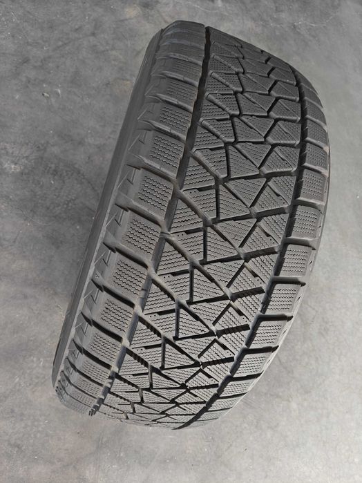 1шт R20 285 50 Bridgestone Blizzak DM-V2 зимова шина