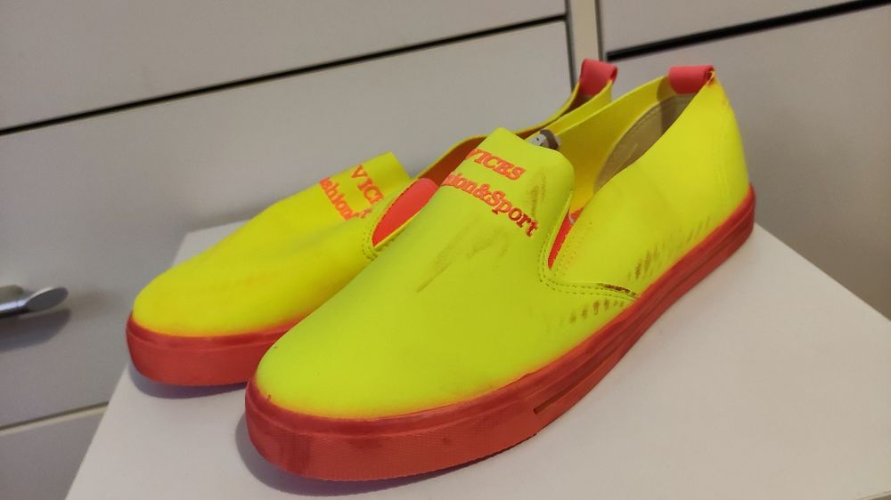 Trampki wsuwane neonowe roz 38, 39 oraz 40