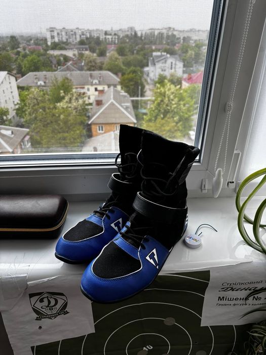 Боксерки Title майже нові