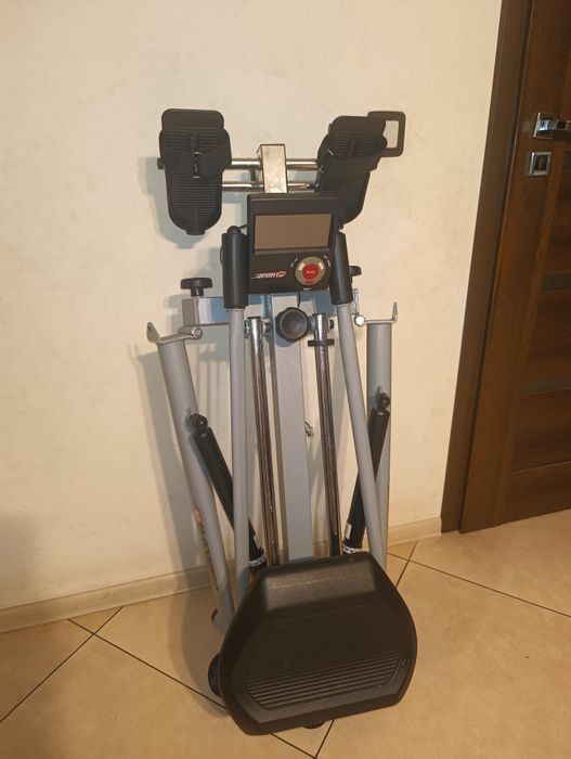 Wioślarz hydrauliczny Hattrick