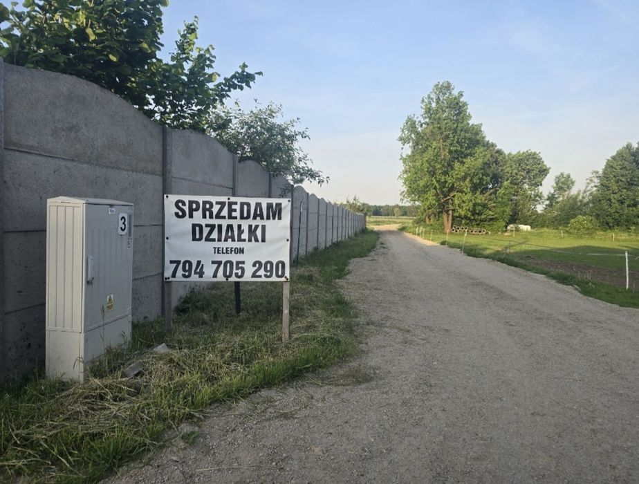 Sprzedam działkę budowlaną - Widok 5