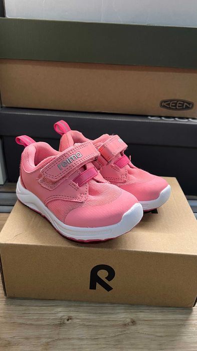 кросівки Reima для дівчинки