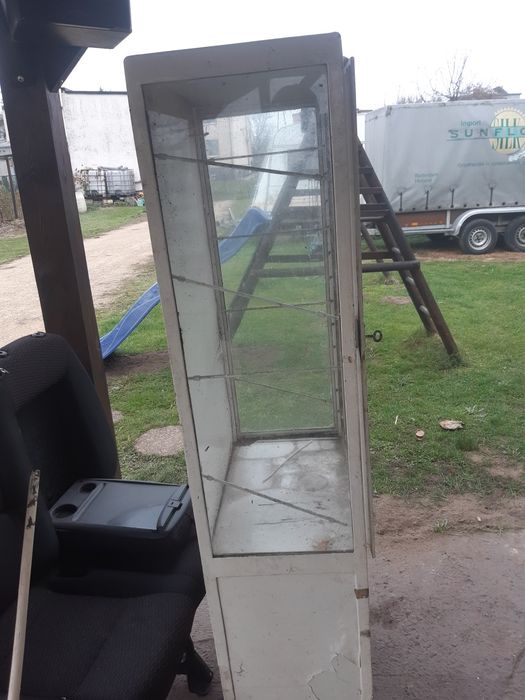 Kredens szpitalny zabytkowy