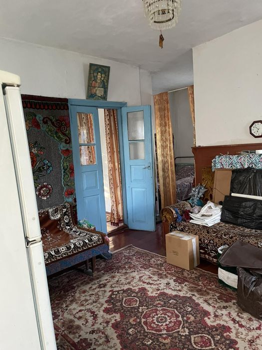 Продаж будинку в мальовничому місці