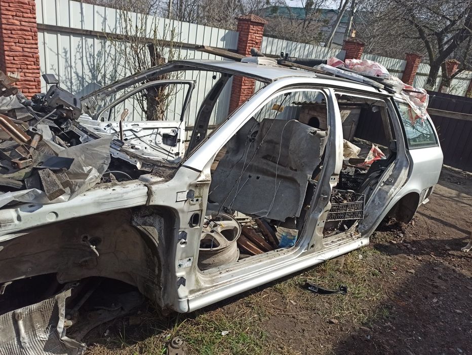 Четверть кузов двері петлі коробка шкода Октавія тур