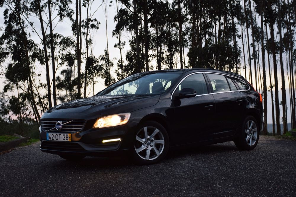 Volvo V60 Momentum Eco | 127.000 kms | Histórico Completo