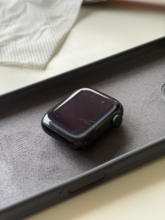 Apple Watch Series 9 41mm Midnight Al Midnight SL GPS