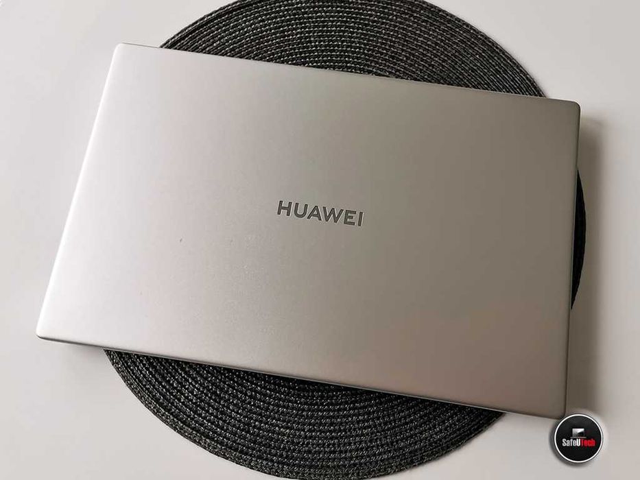 ZADBANY Huawei Matebook D15 - i5-10210u 8GB 512SSD - Bat. 98% - IPS