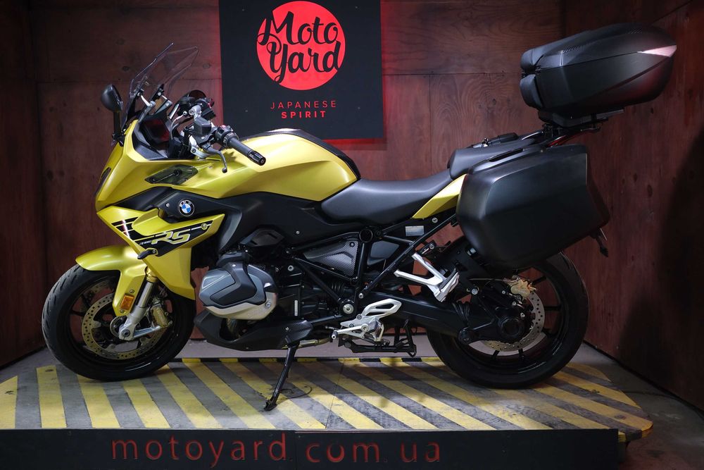 BMW R1250RS із Японії
