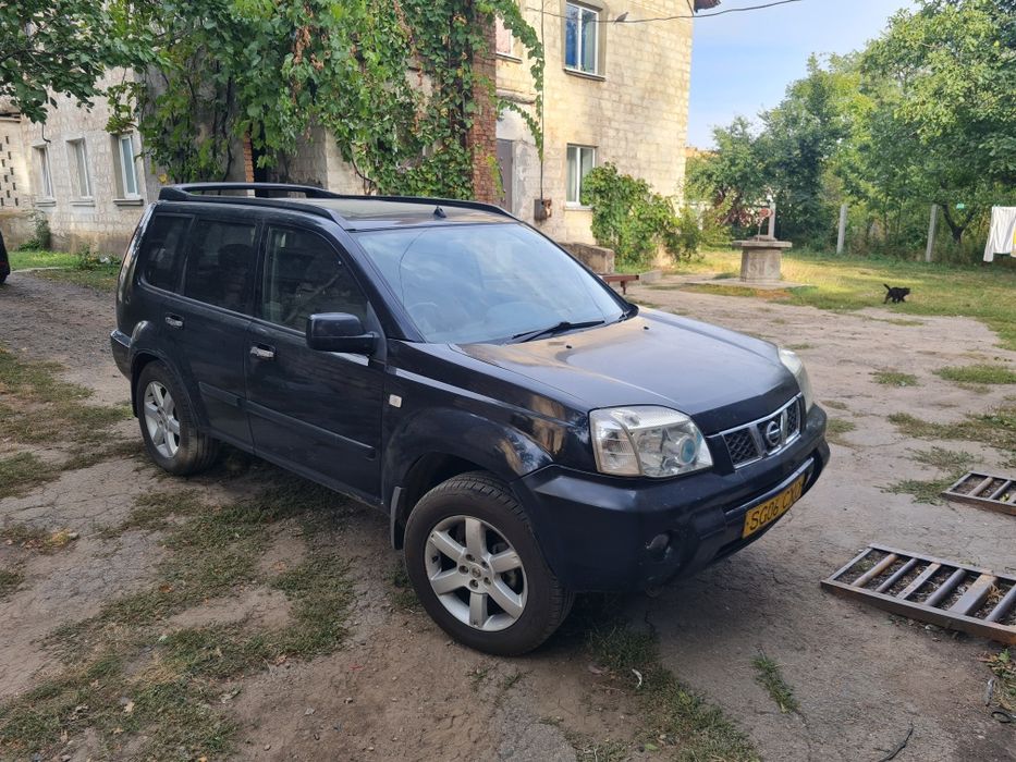 Нісан EXTREIL.2.2