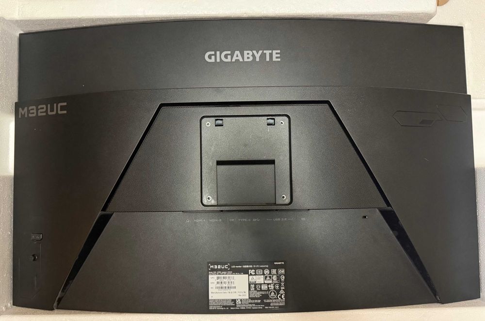 4К/144Hz/32" монітор GIGABYTE M32UC