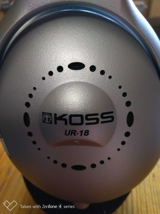 Наушники Koss UR18