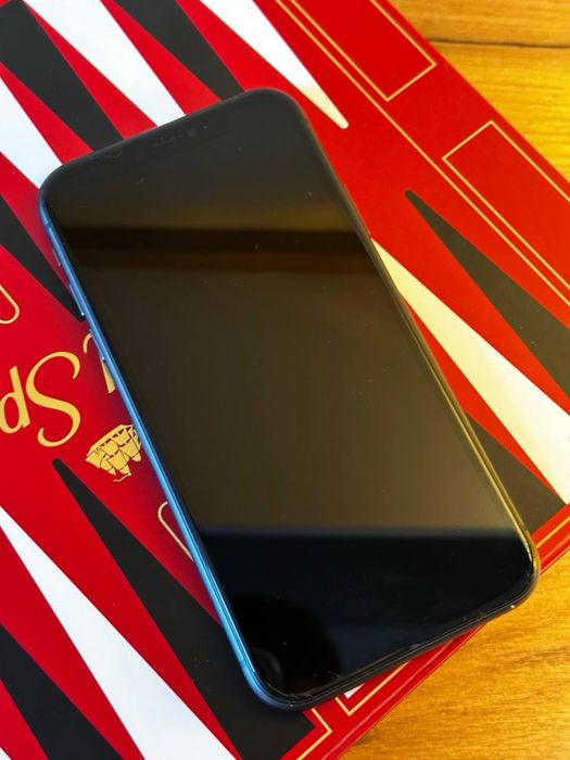 Продам телефон, айфон 11