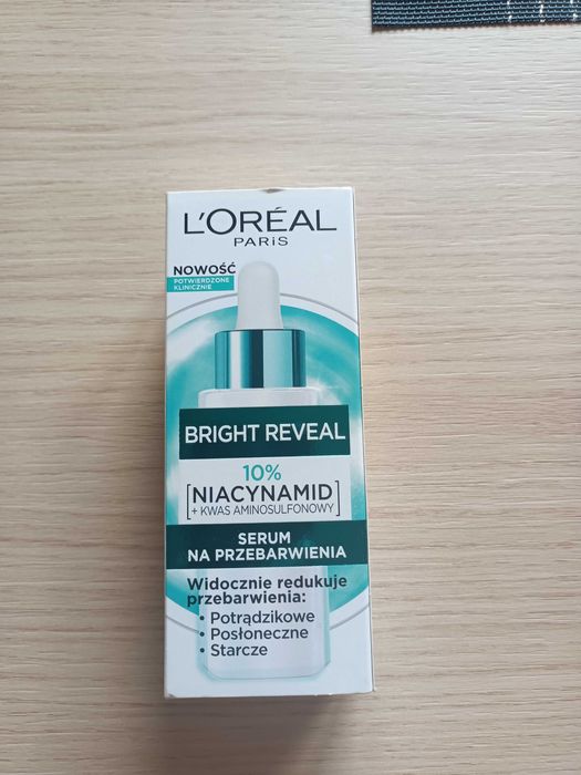 L'Oréal Paris Bright Reveal  serum redukujące przebarwienia, 30 ml