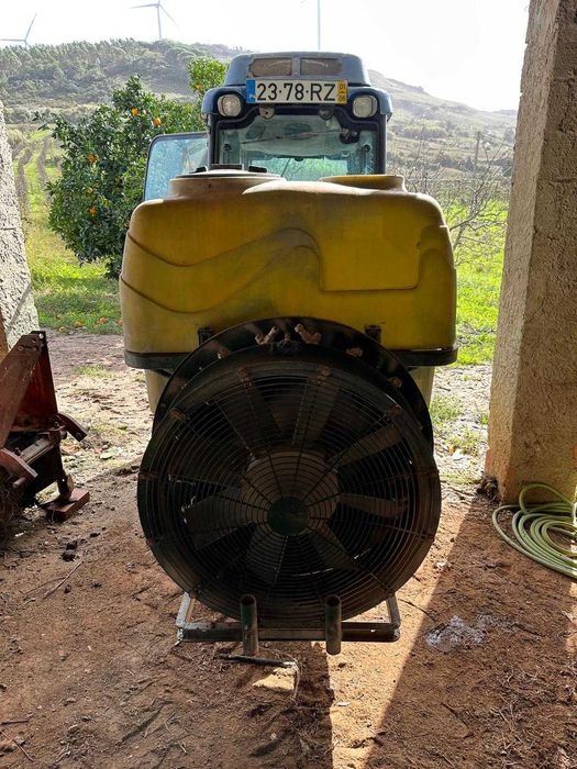 Pulverizador Rocha 400L com turbina