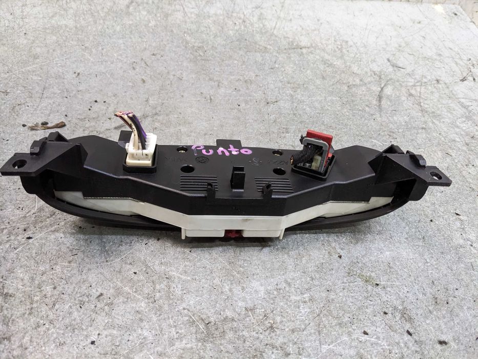 Fiat Punto II Panel Przełącznik Szyb City Włącznik Świateł Awaryjnych