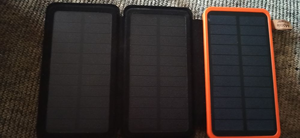 Power bank на солнечных батареях с беспроводной зарядкой