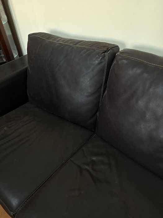 Sofá pele 2 lugares