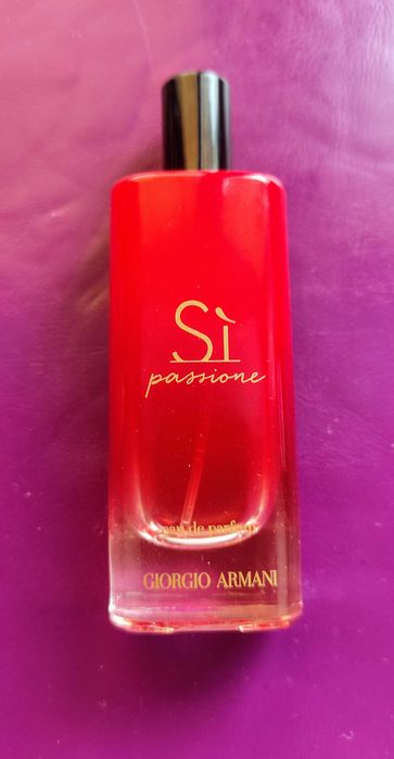 Pusty flakon / buteleczka po perfumach GIORGIO ARMANI (Nr.21)