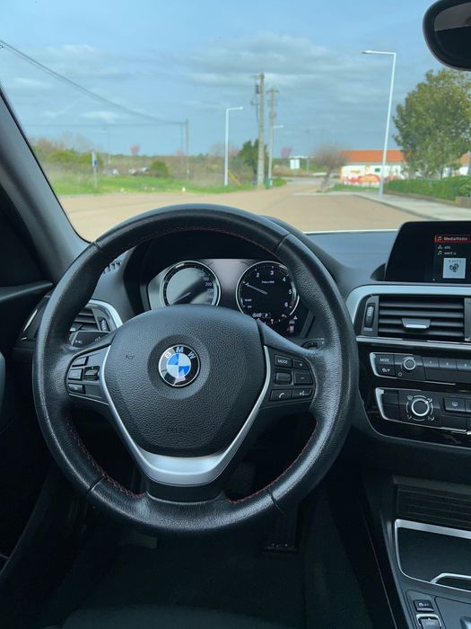 BMW 116d auto 05/2019 impecável