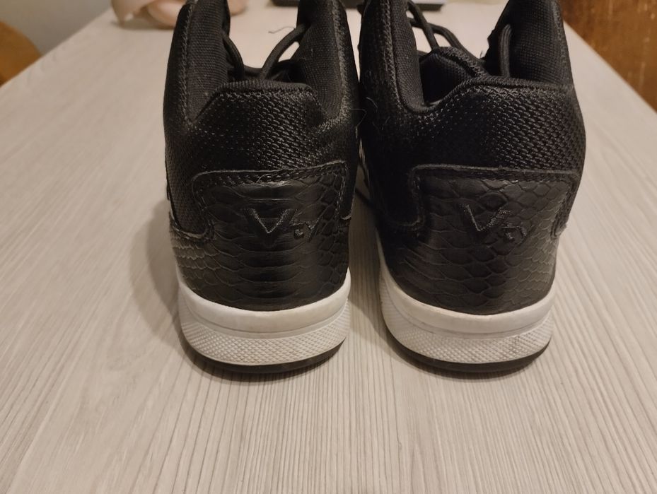 Sneakersy damskie Vty 37