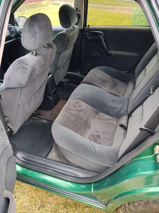 Продам Опель вектра б