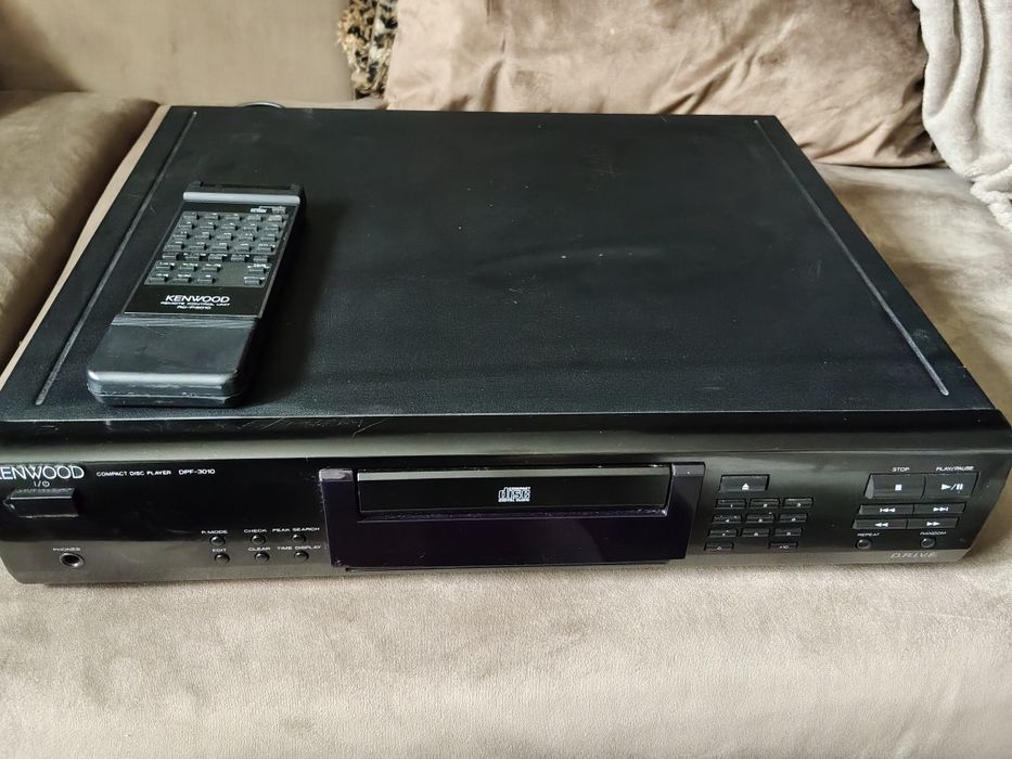 CD Kenwood DPF -3010 +pilot