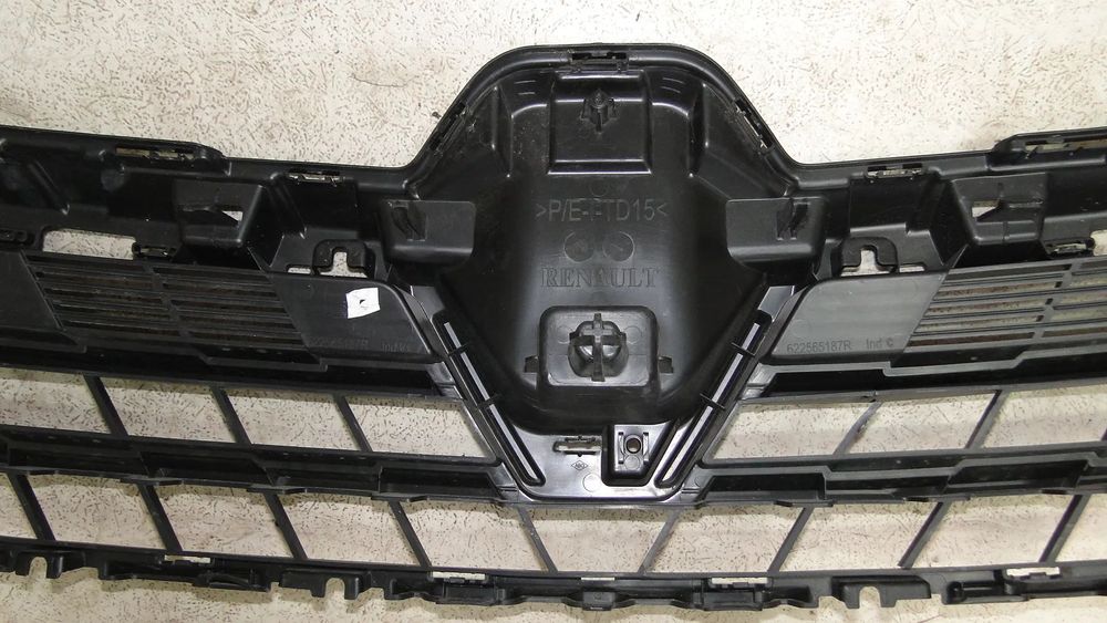 RENAULT EXPRESS ATRAPA GRILL 21-23r